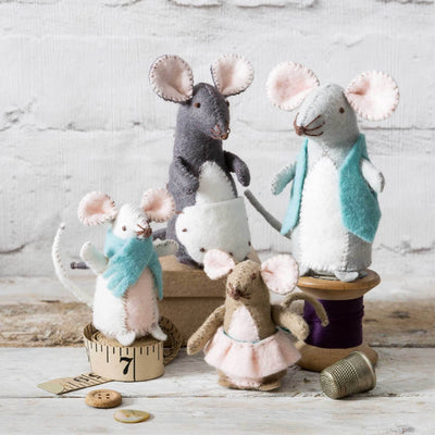 Set of toy mice on spools with a rustic background Corinne Lapierre Mouse Family Felt Craft Kit – complete wool felt sewing kit with materials and instructions to hand-stitch two felt mice and accessories