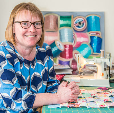 Group sewing during the Sewcial Retreat with Carolyn Forster, held 25–27 September 2026 at the Holiday Inn Shepperton. A creative patchwork and quilting weekend hosted by Purple Stitches.